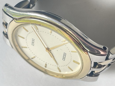 Seiko Dolce 8J41-6030 Analog Quartz Men Mens Watch Vintage