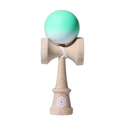 Kendama MUGEN MUSOU RAINBOW Green Matte Grip Beech Cherry Made in Japan Neu