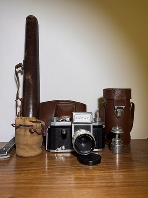 VEB Zeiss Ikon Contax E mit Carl Zeiss Jena Tessar 2,8/50 mm Flektagon Triotar