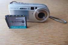 Sony Cyber-shot DSC-P150 7.2MP Digital Camera silver *100% charity*