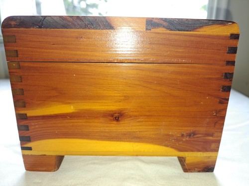 Joyero vintage de madera con espejo de cedro - Imagen 5 de 12