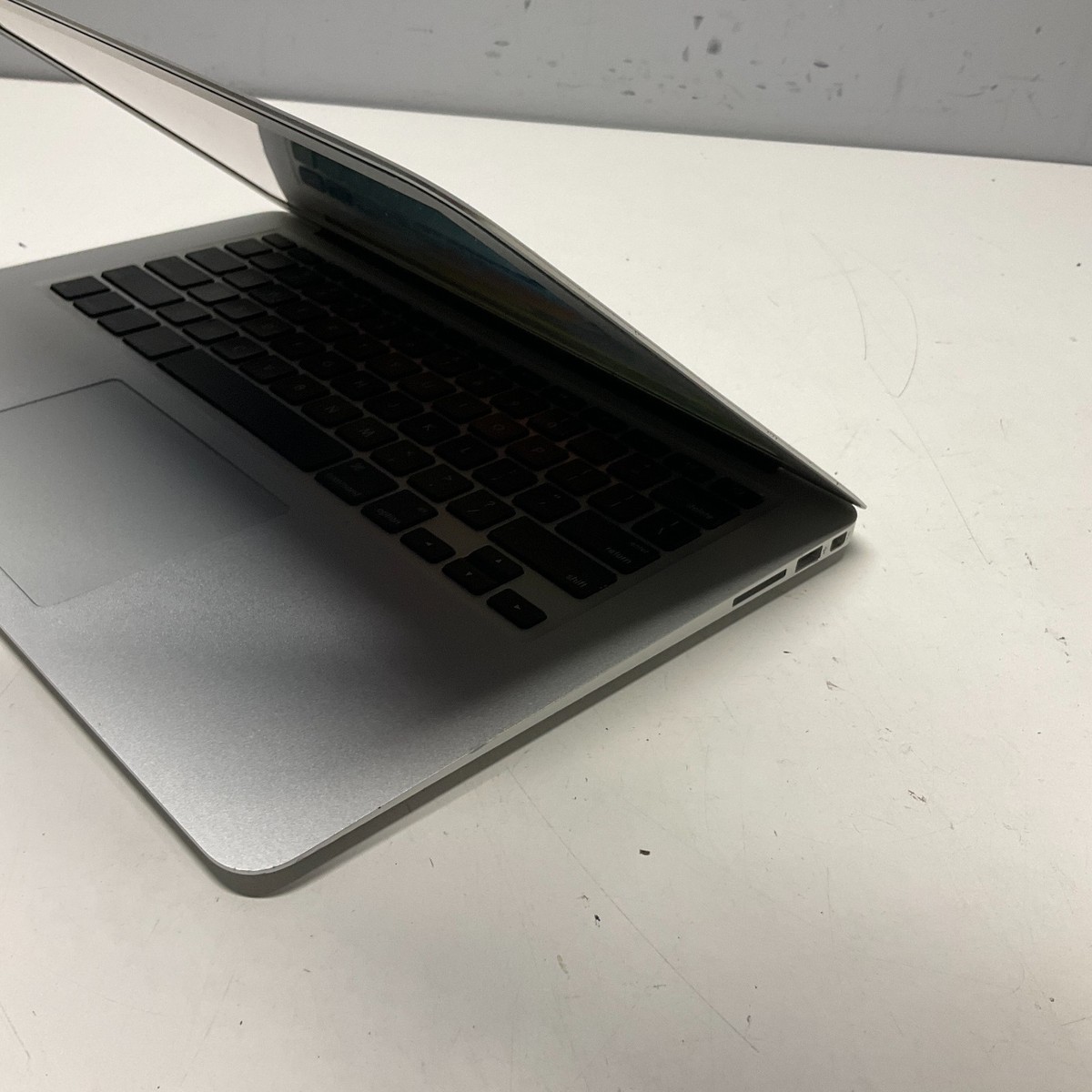 Apple MacBook Air A1369 13