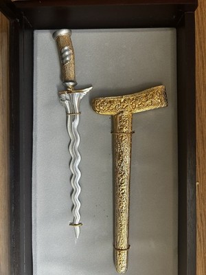 置物  Selangor A Warrior's Treasure Royal Selangor Keri's Maduro “A Warriors Treasure” | eBay