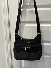 NWT Baggallini Cross Over Crossbody Bag with RFID Wristlet Black $100 MSRP