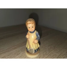 Vintage Hummel Figurine "Garden Treasures" TMK 7 #727 3.5" Goebel Figure Germany