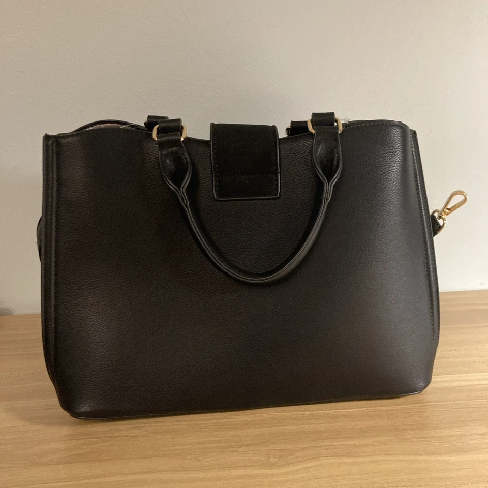 NUEVO Bolso de Mano Luella Gris. Negro Foto 2 de 4