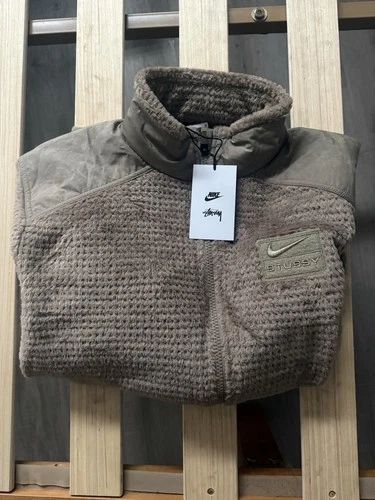 Nike x Stussy Tactical Full Zip Fleece Jacket Pinenut Medium M NWT HQ8524-223 image 3