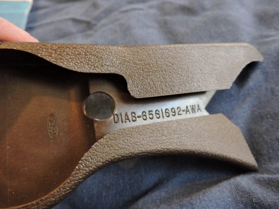 FORD GALAXIE LTD 1971 1972 PERSONALIZADO 500 COUNTRY SQUIRE CUBIERTA TRASERA ASIENTO MARRÓN Foto 3 de 4