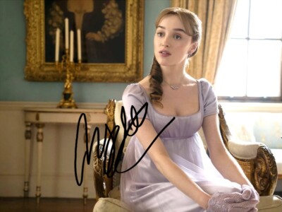 BRIDGERTON Phoebe Dynevor Daphne Basset signiert 8'' x 6'' Foto