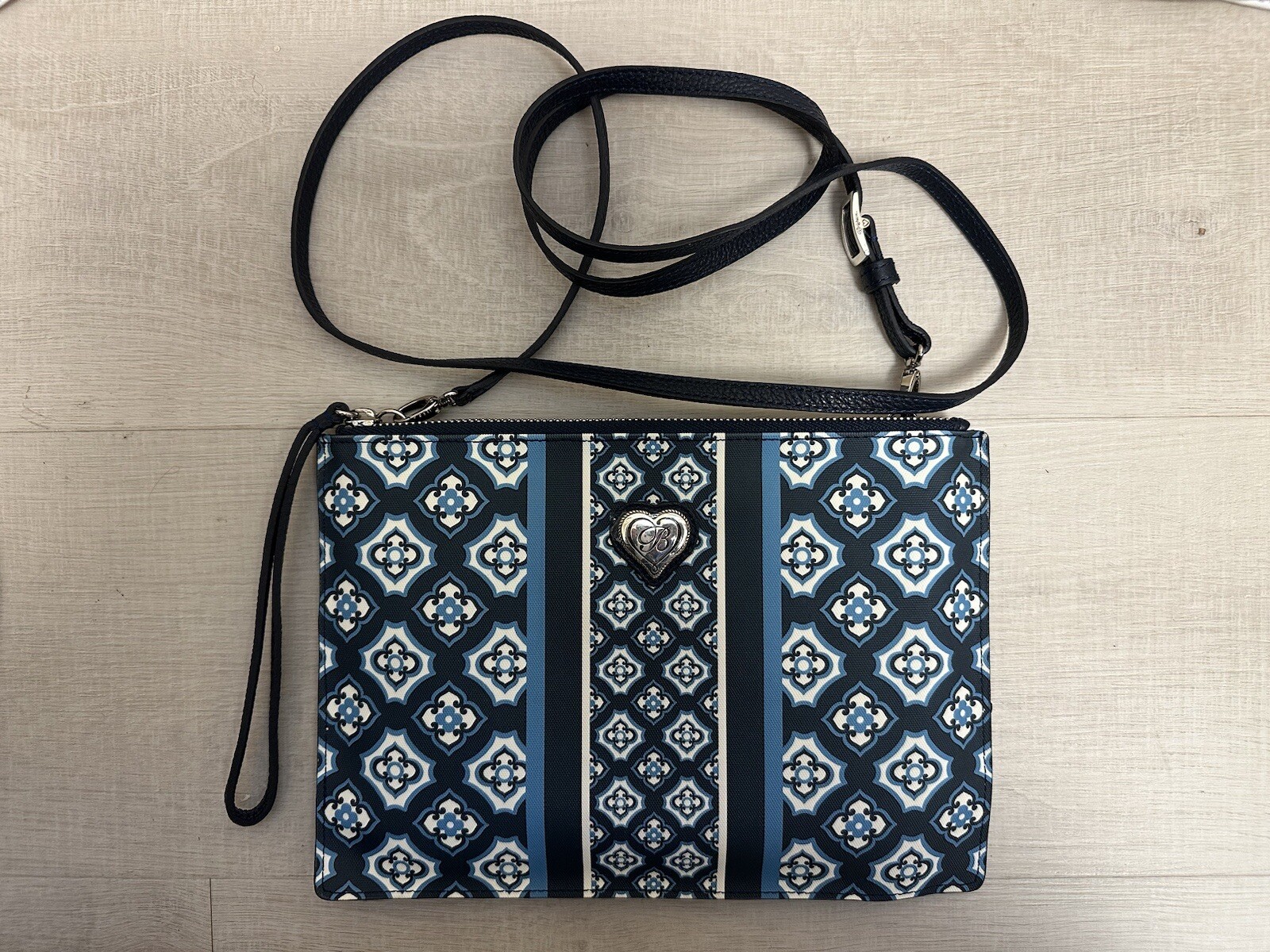 BRIGHTON NWT Convertible Crossbody / Wristlet Purse Blue Print eBay
