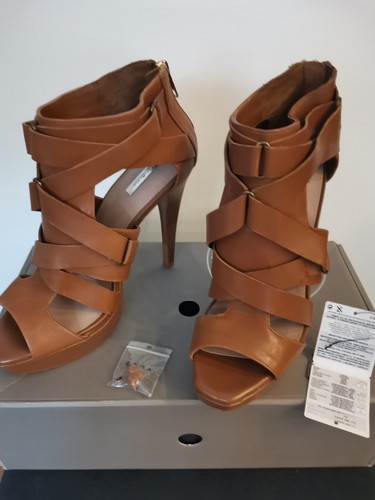 Sehr hohe Sandale braun Leder Zara Basic Collection ungetragen Gr. 38 NP:79,95 - Bild 15 von 21
