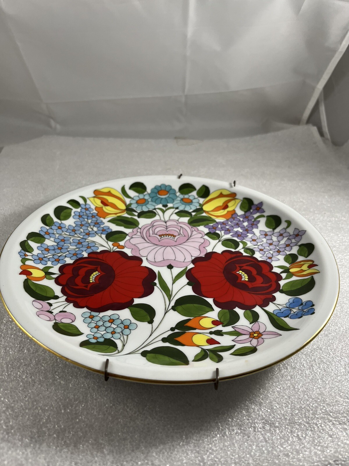 Vintage Kalocsa Porcelain 9.5-inch Decorative Wall Plate Hungary