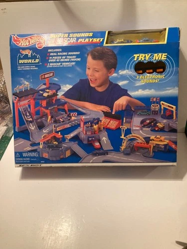 NEW Sealed Vintage 1999 Hot Wheels Super Sounds NASCAR Playset