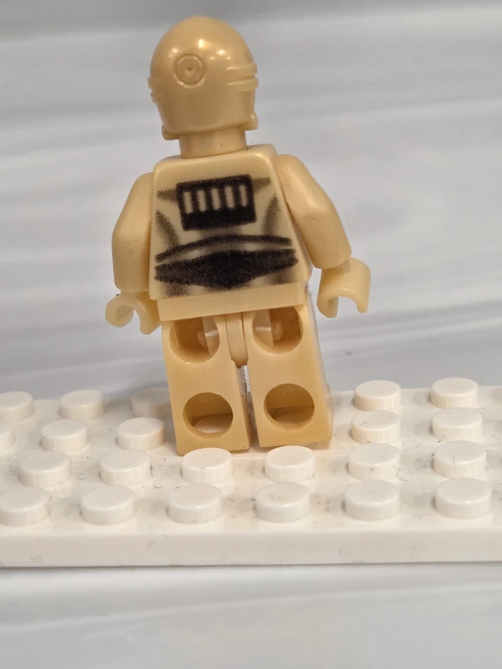 LEGO Star Wars C-3PO Minifigure 7106 Droid Escape 2001 Vintage Preowned - Image 4 of 4