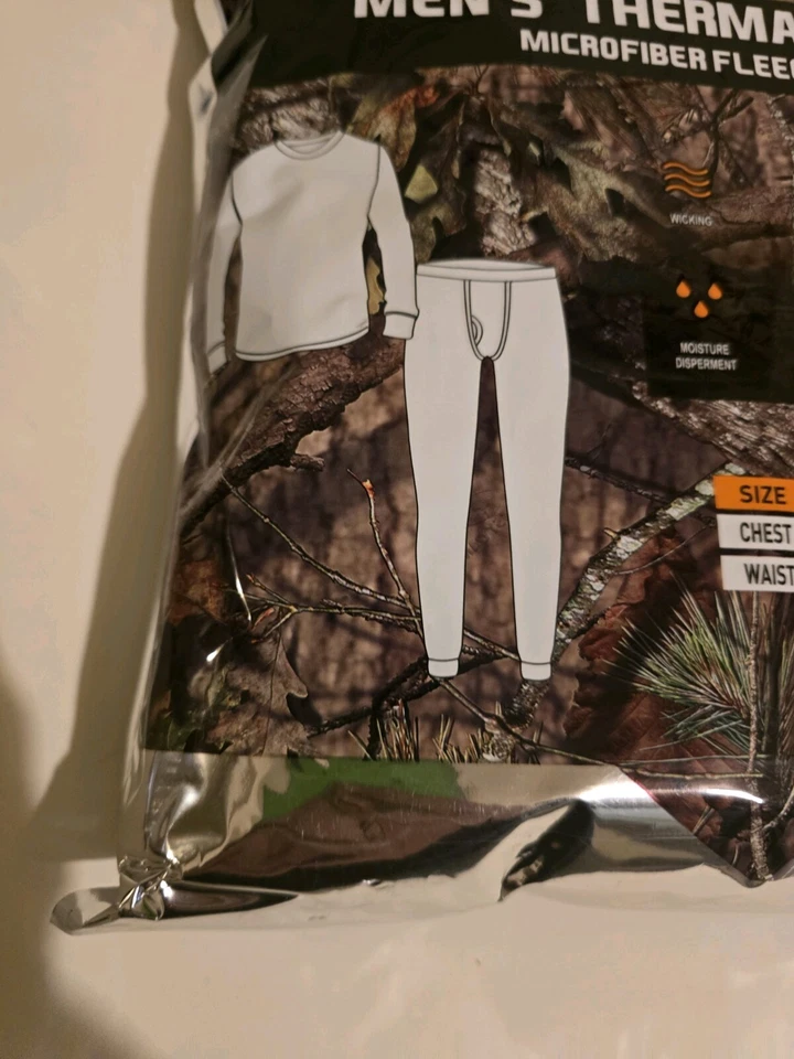 Mossy Oak Mens 2 pc. Thermal Set Grey Top and Bottom New - Image 4 of 4