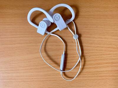 powerbeats 3 | Headphones \u0026 Earphones 