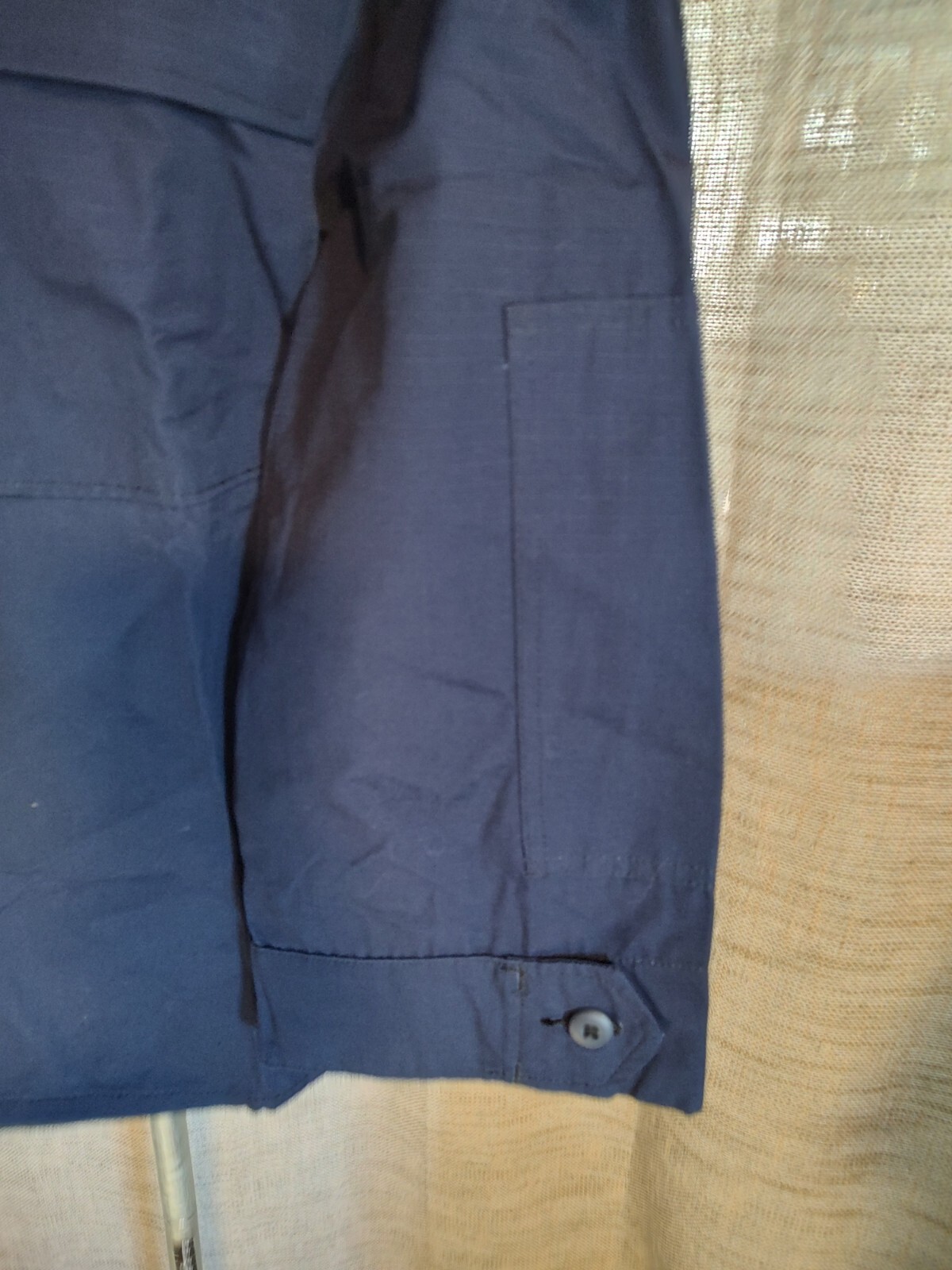 Picture 2 of 6