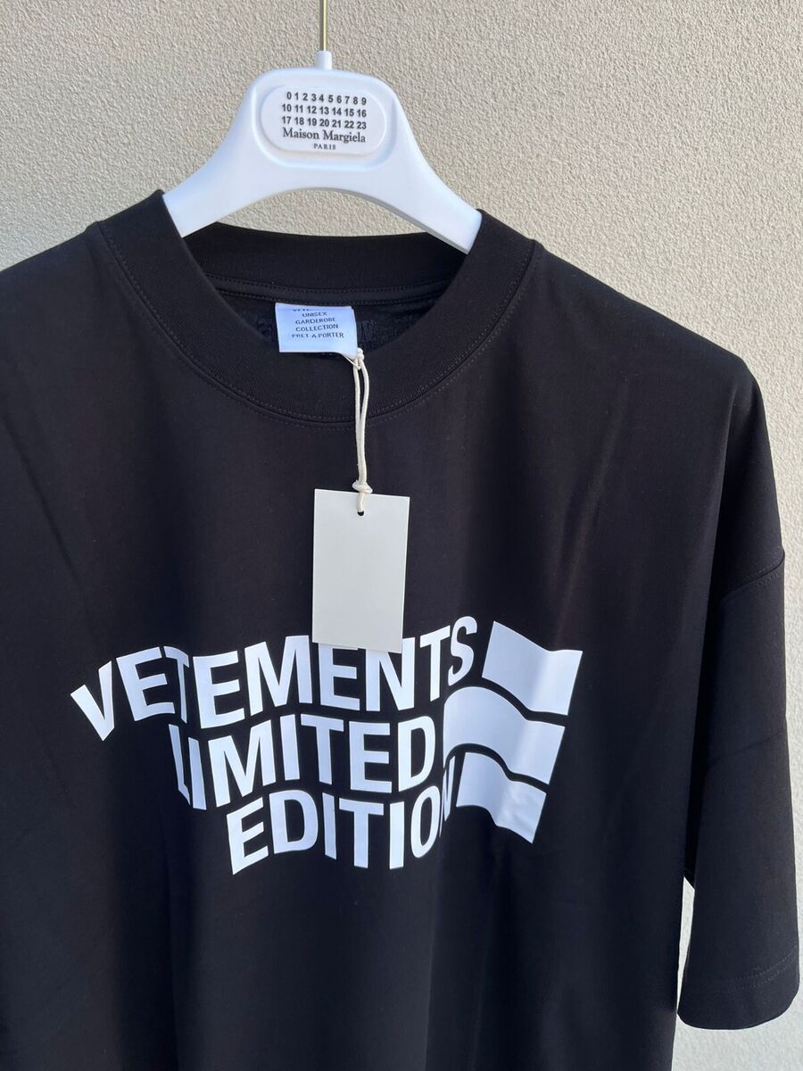 Vetements , Big Logo Limited Edition T-Shirt in Black , BNWT Vetements , Big Logo Limited Edition T-Shirt in Black , BNWT