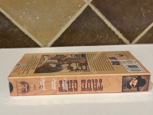 NIB Vintage John Wayne True Grit VHS Paramount Pictures Brand New Unopened - Picture 5 of 9