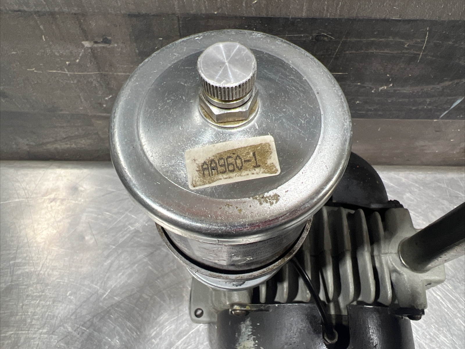 Gast 2565V2A Vacuum Pump Used Surplus. Item ID 1 eBay