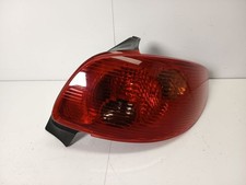 PEUGEOT 206 SCHRÄGHECK (2A/C) Rücklicht Rückleuchte rechts