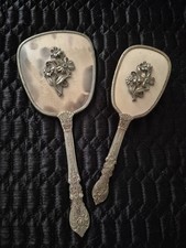 ANTIQUE VINTAGE HAND MIRROR AND BRUSH VANITY/DRESSER SET ANTIQUE GOLD FINISH