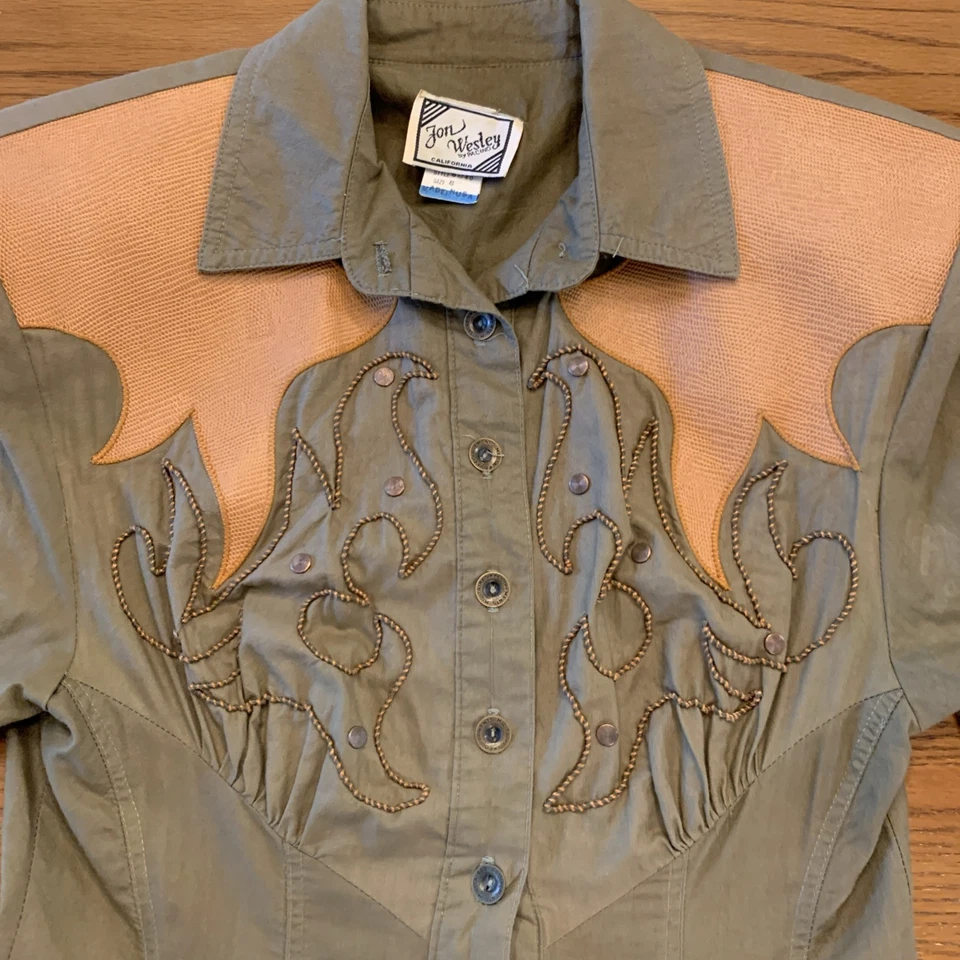 Macacão feminino vintage Jon Wesley Western Army verde década de 1980 tamanho 8 Rockabilly - Imagem 3 de 4