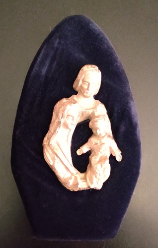 HOLY FAMILY  - PEWTER ON CRUSHED BLUE VELVET  (3.5" by  6")  Pristine