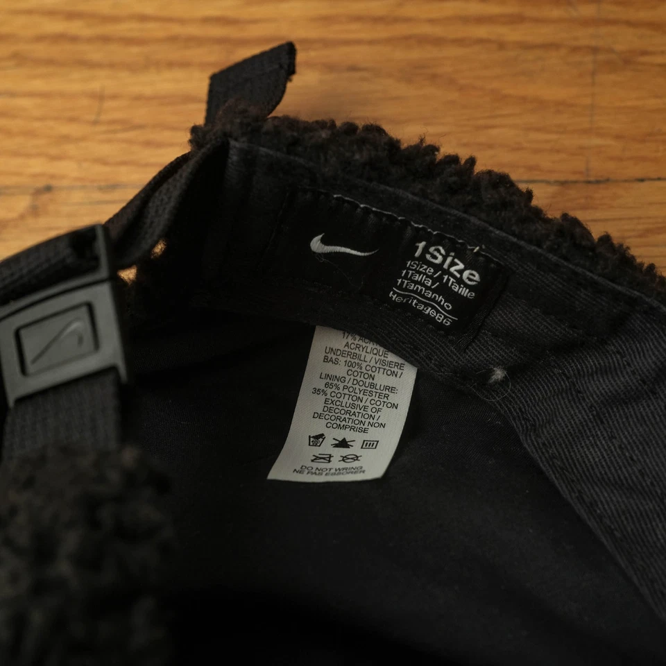 Gorra polar Nike Sportswear Heritage86 DV5434-010 atlética negra ropa deportiva Foto 4 de 4