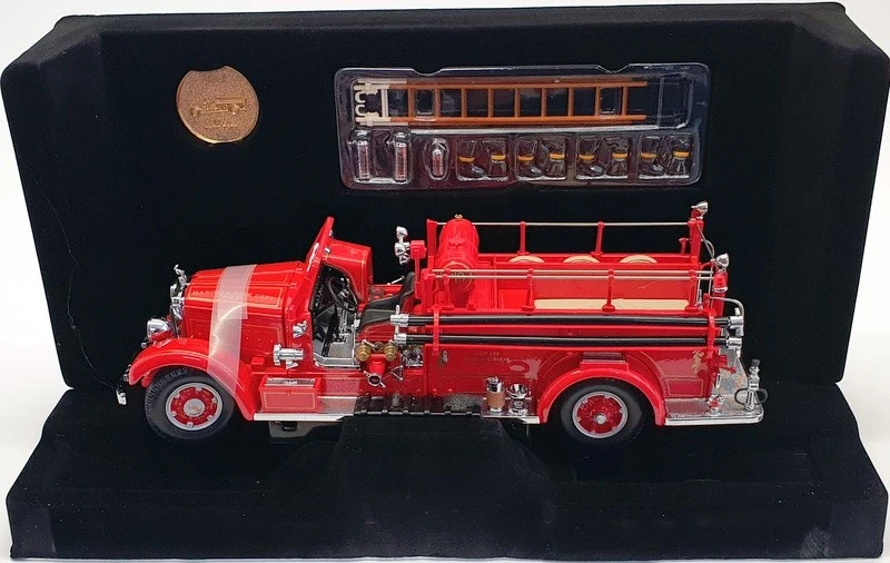Road Signature escala 1/24 20098 - 1935 Mack tipo 75BX - rojo Foto 4 de 4
