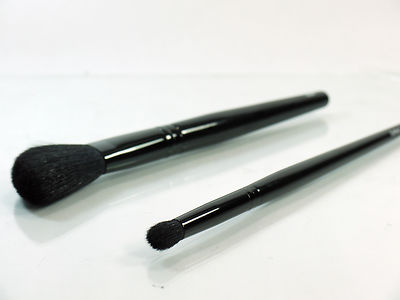 LOT OF 2 PCS NORDSTROM  BLUSH + CONTOUR  BRUSHES .  100% AUTHENTIC