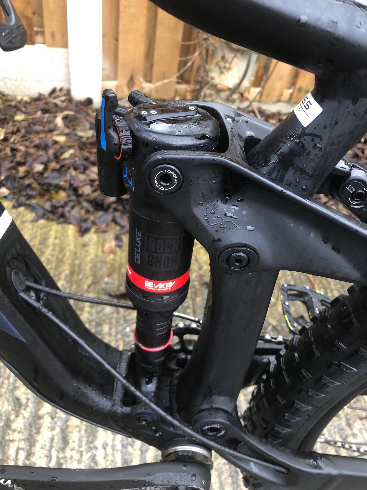 Trek Slash 8 29" mountain bike / Enduro/Downhill Dropper Seat Post