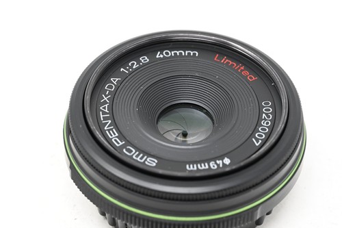 SMC Pentax DA 40mm f/2.8 Limited Pancake AF Lens (#B28) - Picture 2 of 4