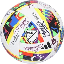 Autographed FC Cincinnati Ball Fanatics Authentic COA Item#14328350