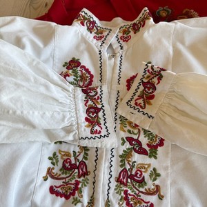 Authentic S/M NORWEGIAN ØST  TELEMARK BUNAD SHIRT from Norway  preworn excellent