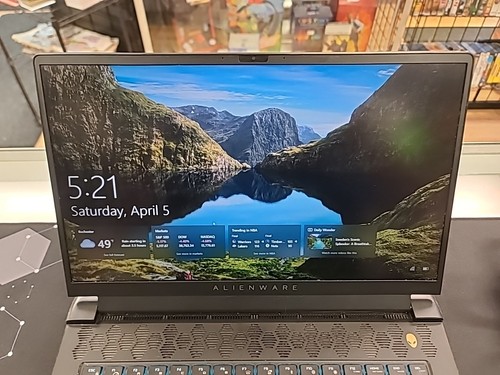 Alienware M15 R5 Ryzen Edition 15.6“Ryzen 7-5800H, 16GB Ram, 1.25TB, RTX3060 - Imagen 3 de 16