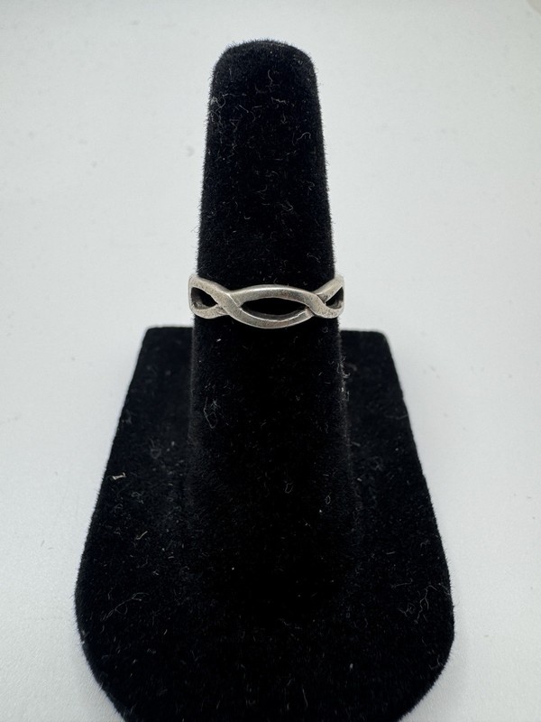 925 Sterling Silver Vintage Infinity Ring Size 3