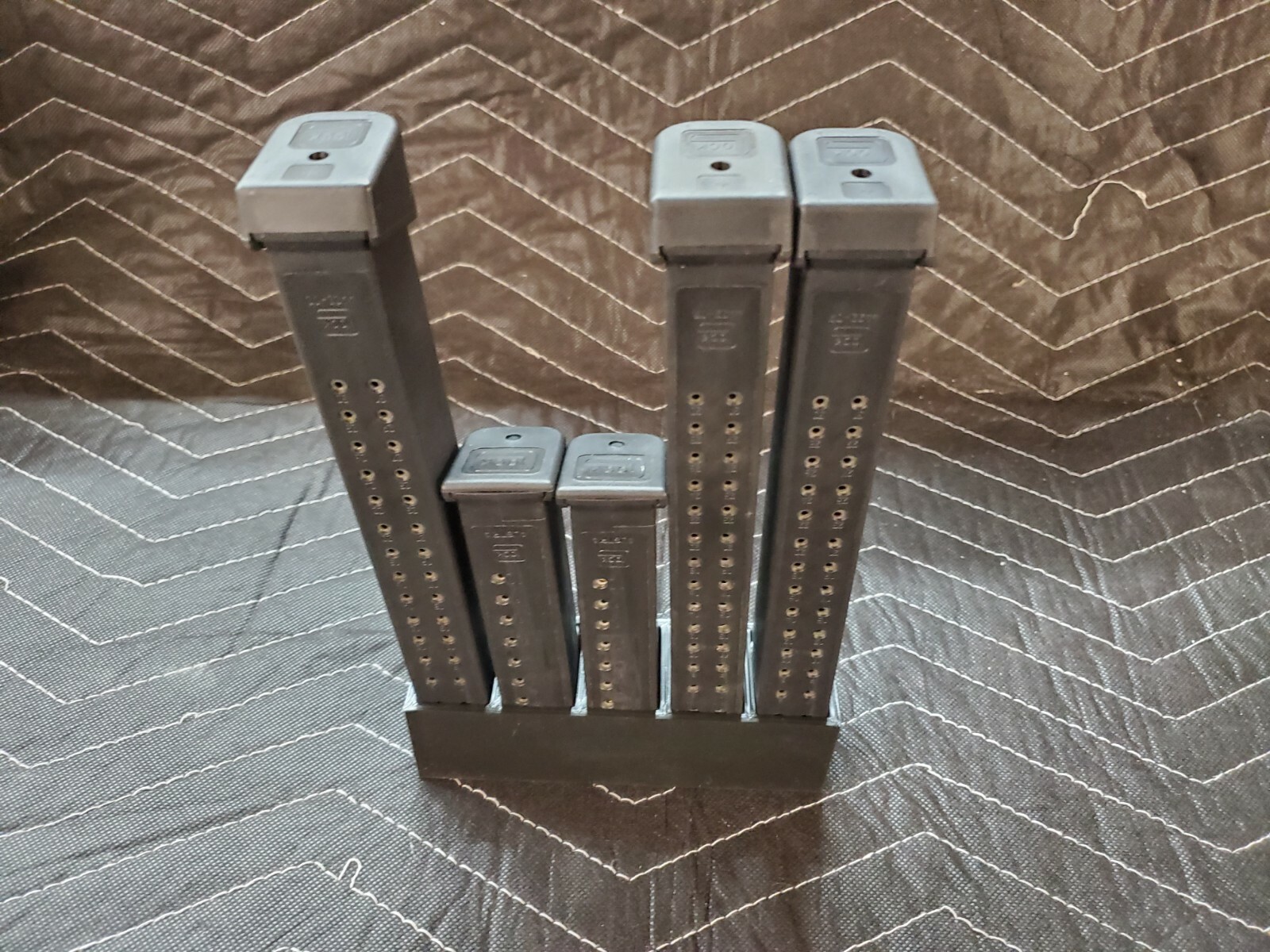 5 slot glock 17 19 mag holder magazine storage 9mm 40 cal rack safe shelf black-image