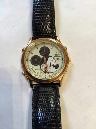 Men’s Vintage Mickey Mouse Seiko Chronograph Quartz Watch
