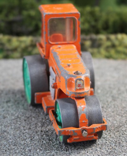 Dinky 279 Orange Aveling Barford Diesel Roller Fair FNQHotwheels U3993 - Picture 5 of 7