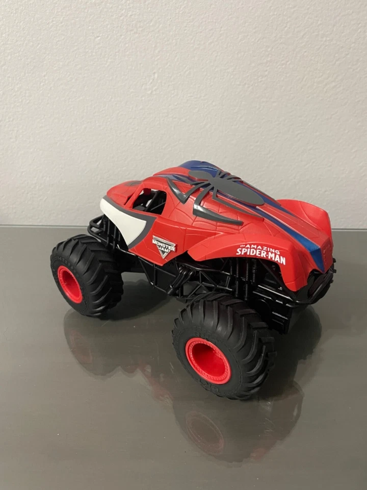 Marvel Spider-Man RC Monster Truck, All-Terrain, Great Condition *NO CONTROLLER* - Image 4 of 4