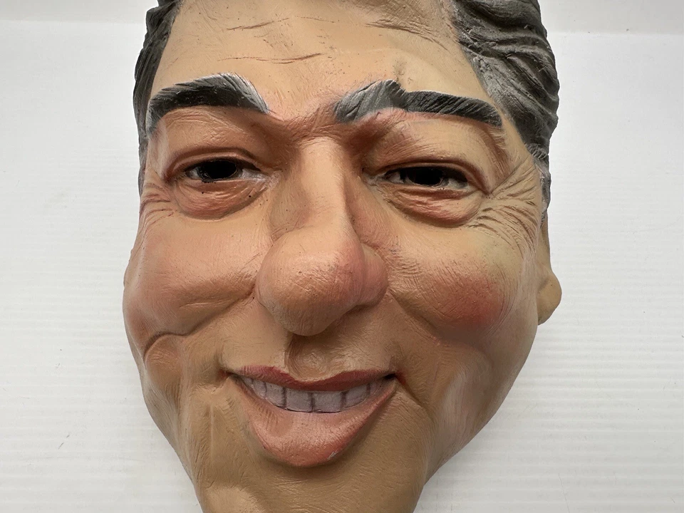 Bill Clinton Mask Soft Vinyl Vintage Cesar 1992 Halloween Costume  - Image 4 of 4