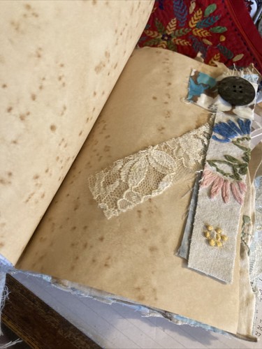 Junk Journal Primitive, Victorian Lady, Grungy Tea Towel -HOLIDAY SPECIAL! - Picture 21 of 24