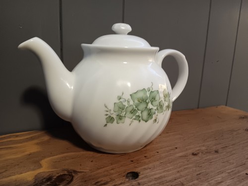 Vintage Corning Green Ivy Teapot 5-Cup Stoneware White Swirl Made in Japan - Picture 3 of 9