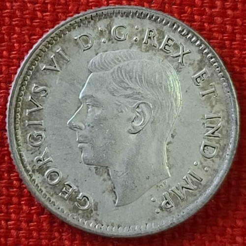 1943 Canada 10 Cents Silver Coin - King George VI - Bluenose Schooner - KM#34(J)