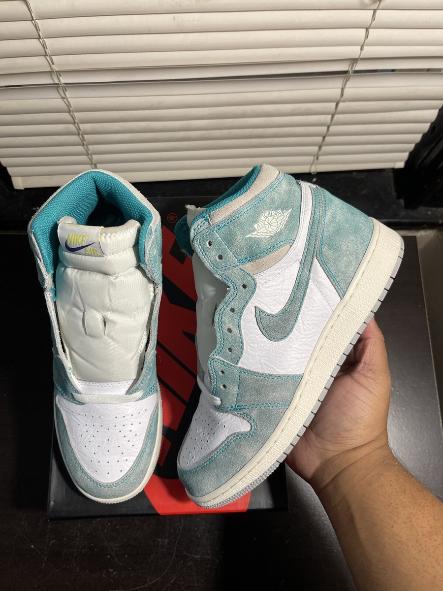 Jordan 1 Retro OG High Turbo Green Size 7y Clean Condition Jordan 1 Retro OG High Turbo Green Size 7y Clean Condition