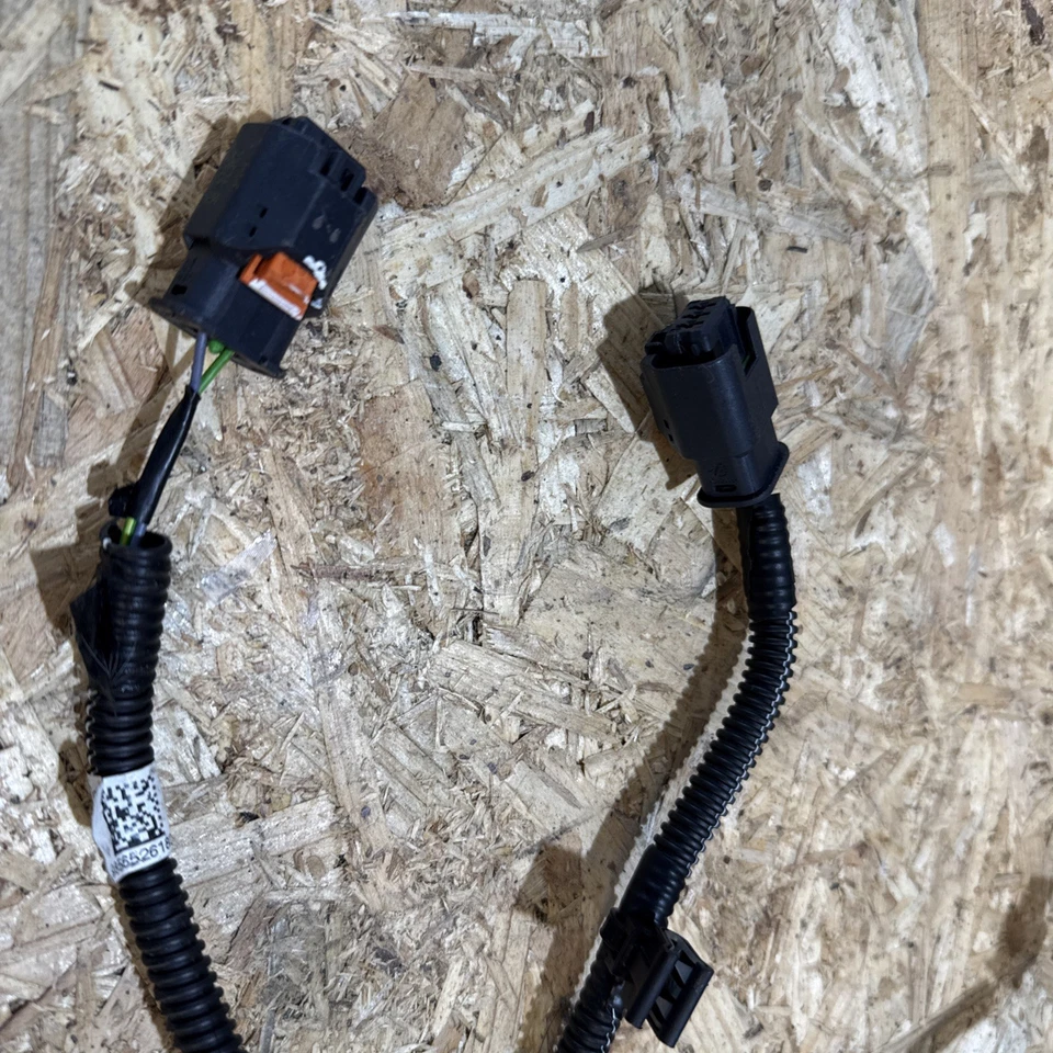 Peugeot 208 Front Sensor wiring Loom P/N 9856526180 Genuine new - Image 2 of 4