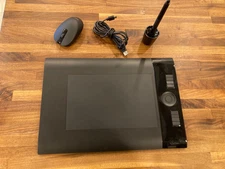 Wacom Intuos 4 Medium Size PTK-640 Pen Mouse COMPLETE IN BOX