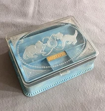 Vintage Kitten Turquoise Blue Plastic Sewing Box, Trinket/Jewelry Box 8 x 6 x 3