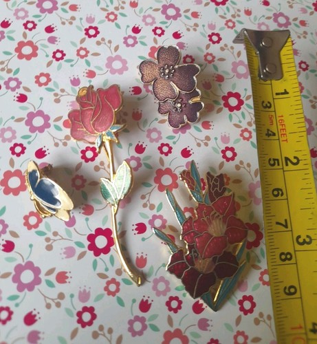 Vintage Sea Gems Enamel Flower Brooch Plus 3 More Unknown. All V Good. - 第 3/8 張圖片